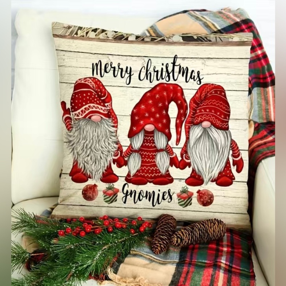 🎄 Christmas Gnomes 4 piece holiday pillow covers. - Picture 4 of 4